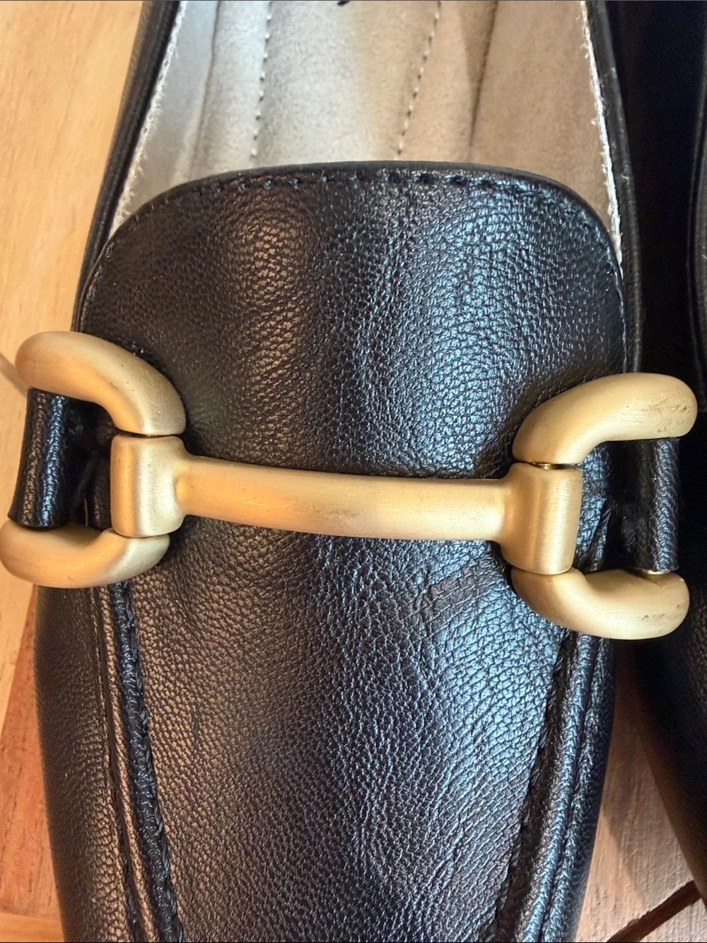 NWOT Cliffs by WHITE MOUNTAIN Black Loafers with Matte Gold Horsebit, 6 1/2